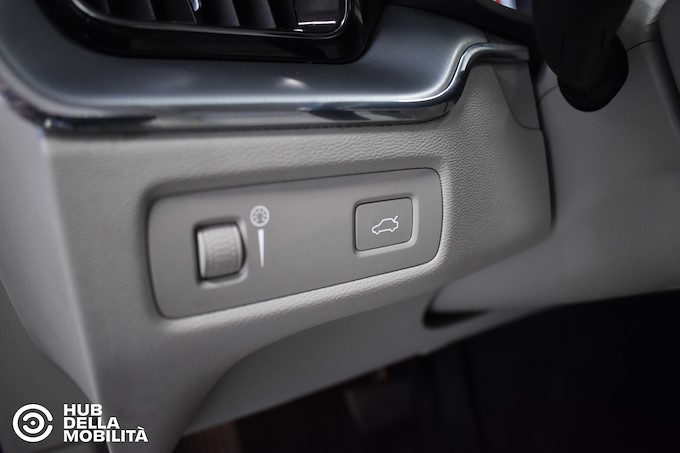 VOLVO XC60 D4 AWD Geartronic Business